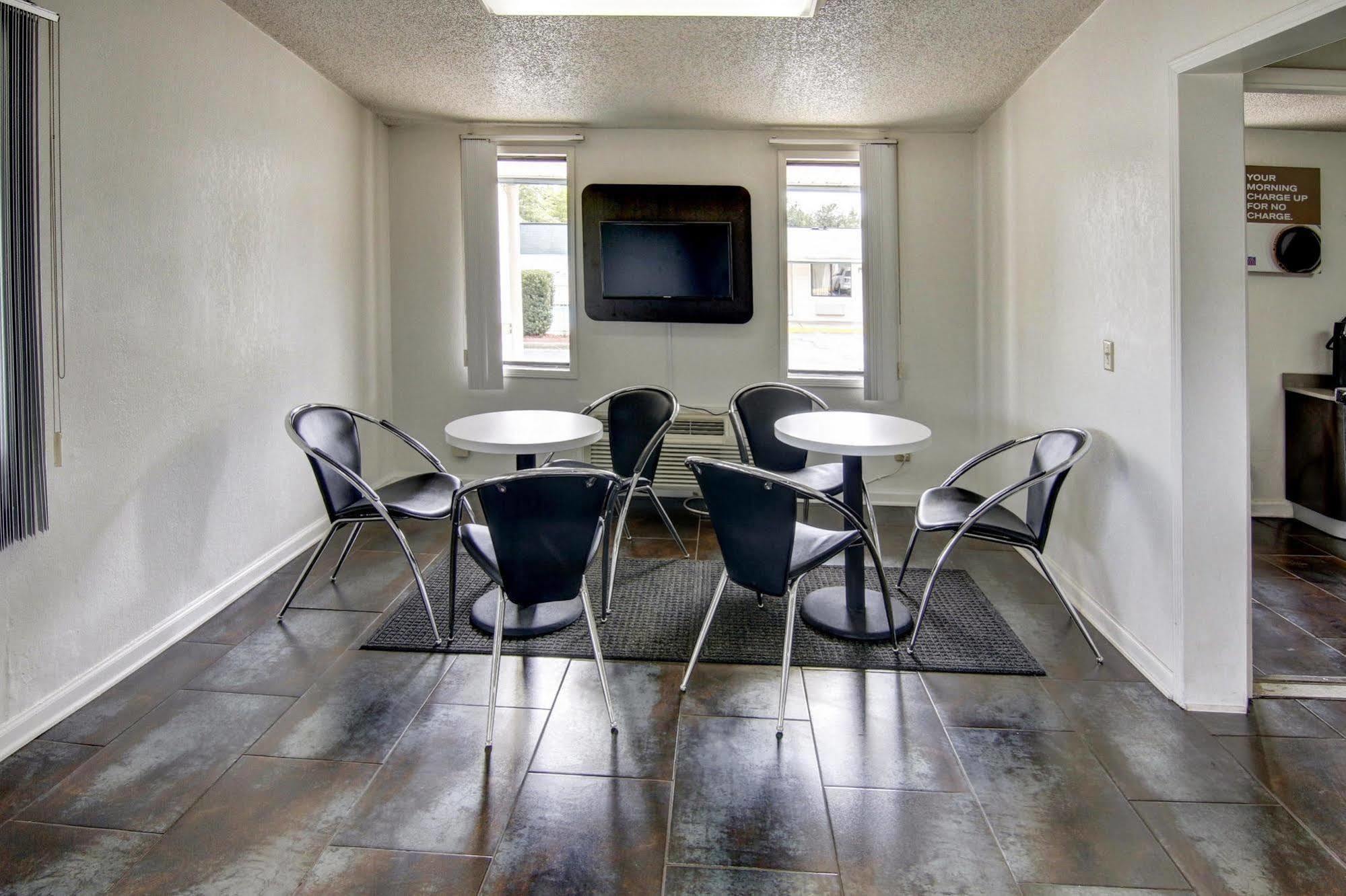 Motel 6-Union City, Ga - Atlanta Airport מראה חיצוני תמונה